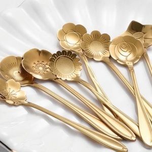 NEW 8pcs Stainless Steel Flower Spoon,  Hostess Gift